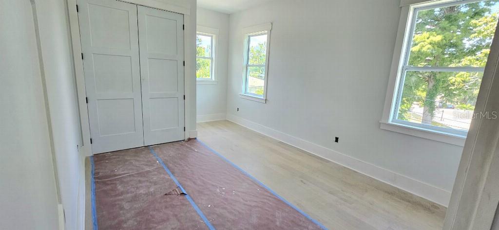 Image 13 of 18 For 1405 50th Avenue N