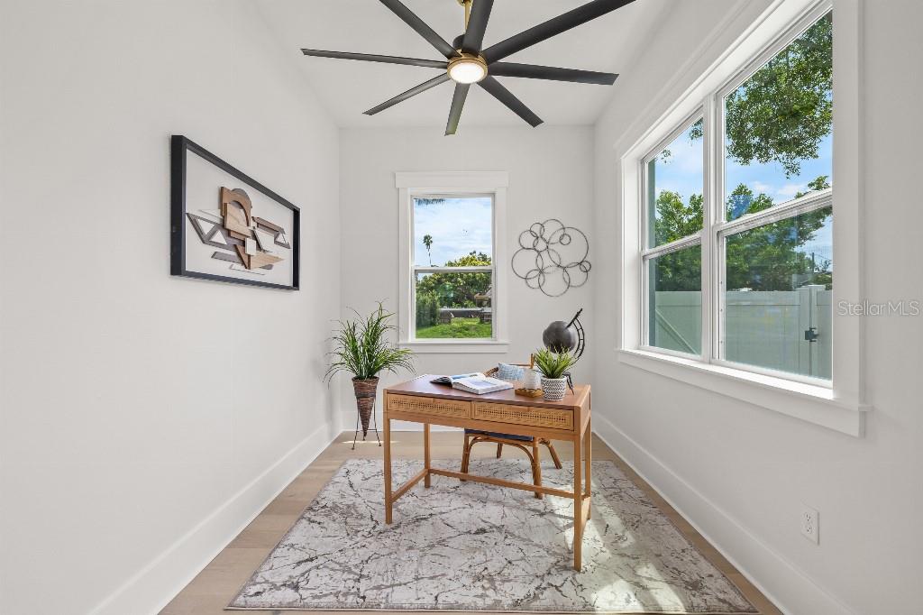 Image 21 of 50 For 1405 50th Avenue N
