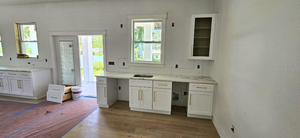 Image 7 of 18 For 1405 50th Avenue N