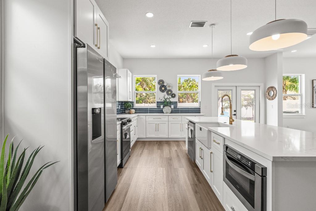 Image 13 of 48 For 4985 16th Avenue N