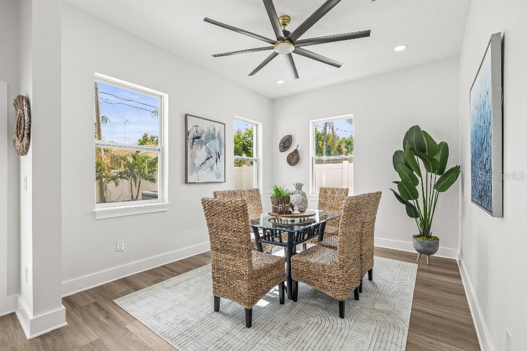 Image 21 of 48 For 4985 16th Avenue N