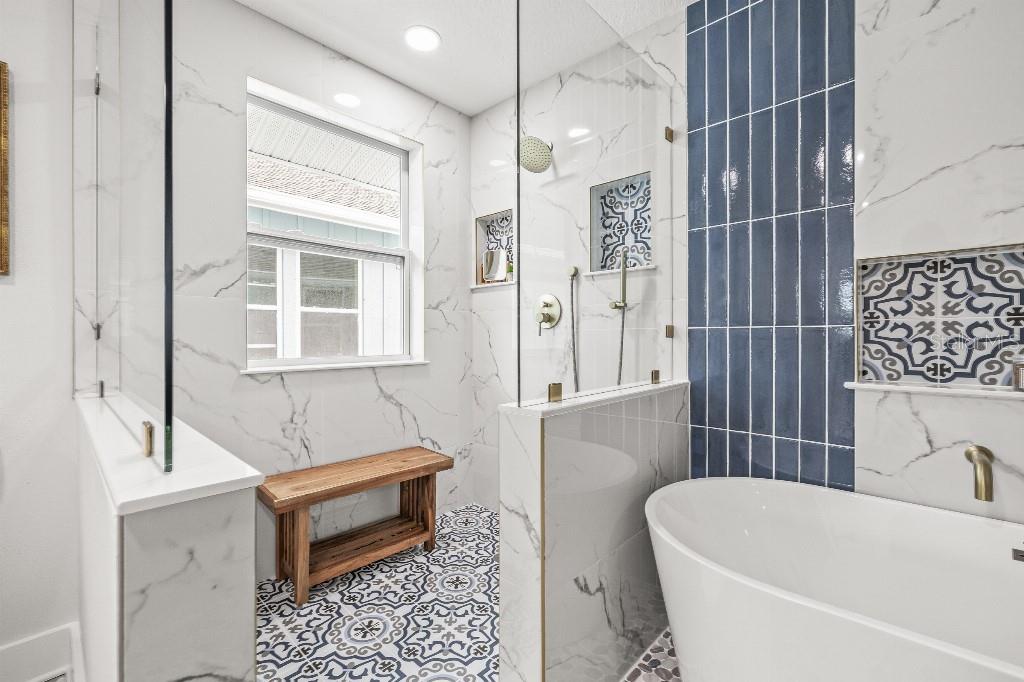 Image 32 of 48 For 4985 16th Avenue N