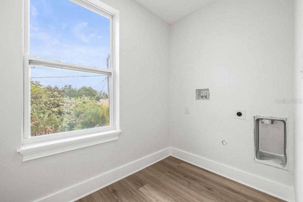 Image 37 of 48 For 4985 16th Avenue N