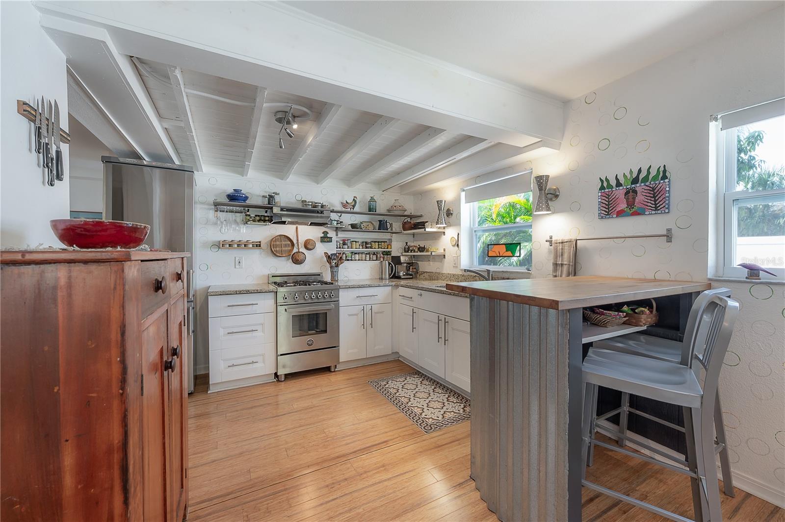 Image 14 of 50 For 604 Hilda Street
