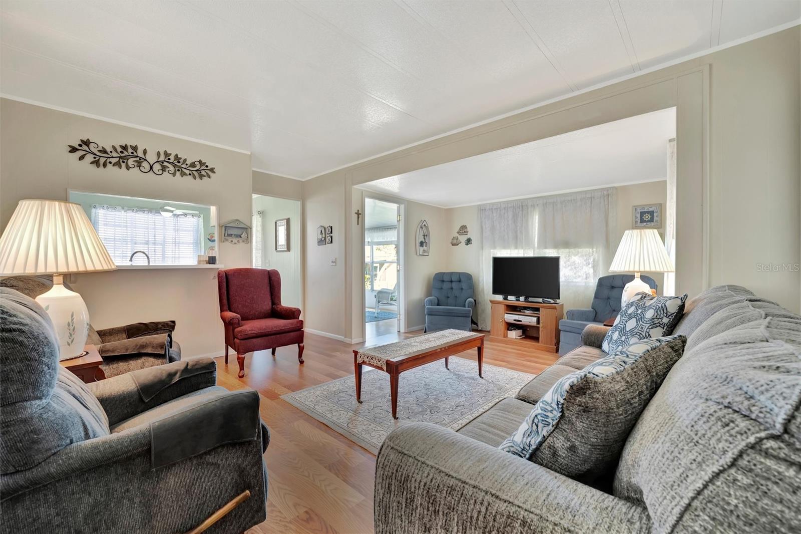 Image 6 of 37 For 128 Saint Johns Way