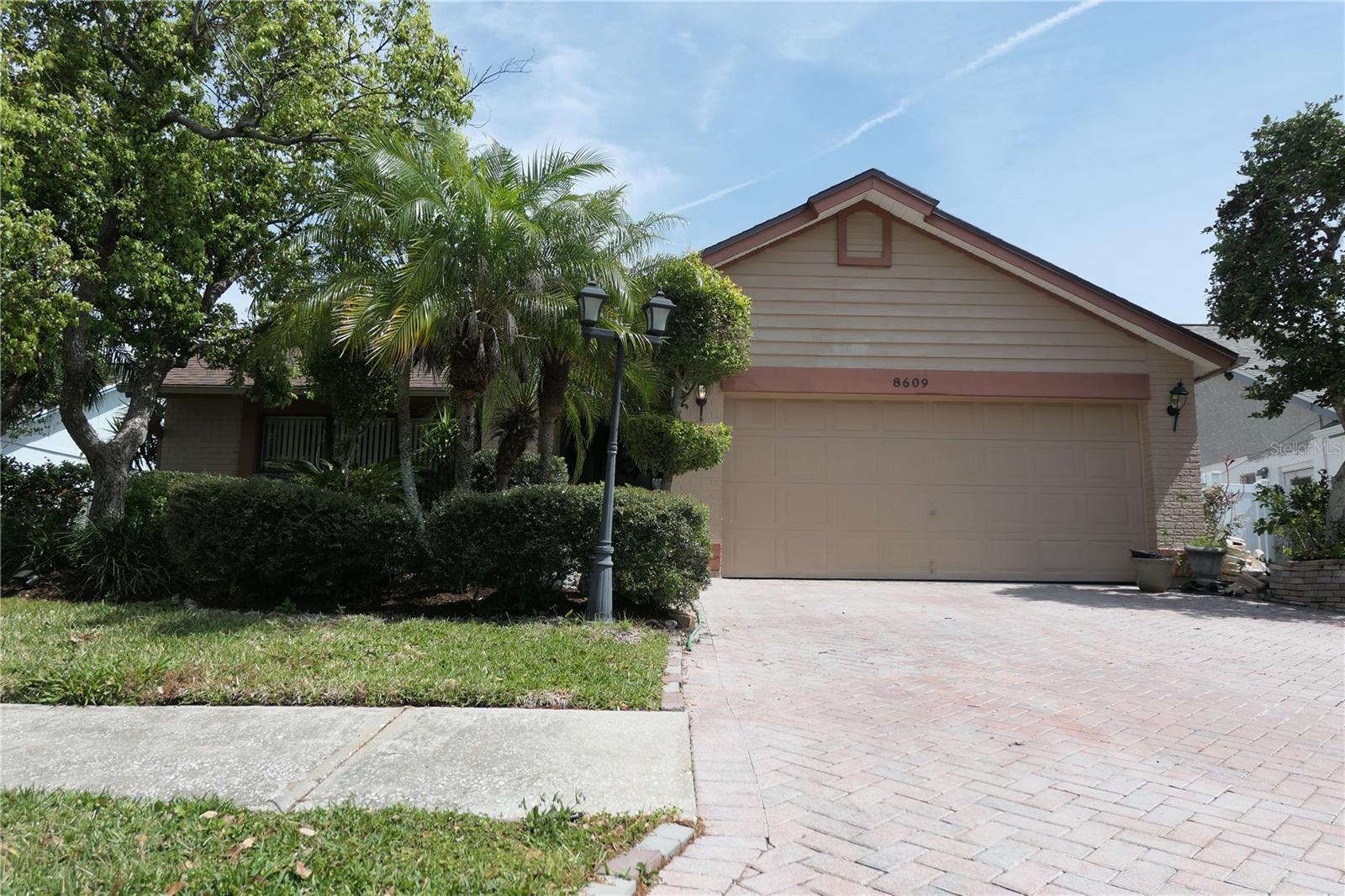 Details for 8609 Thimbleberry Lane, TAMPA, FL 33635