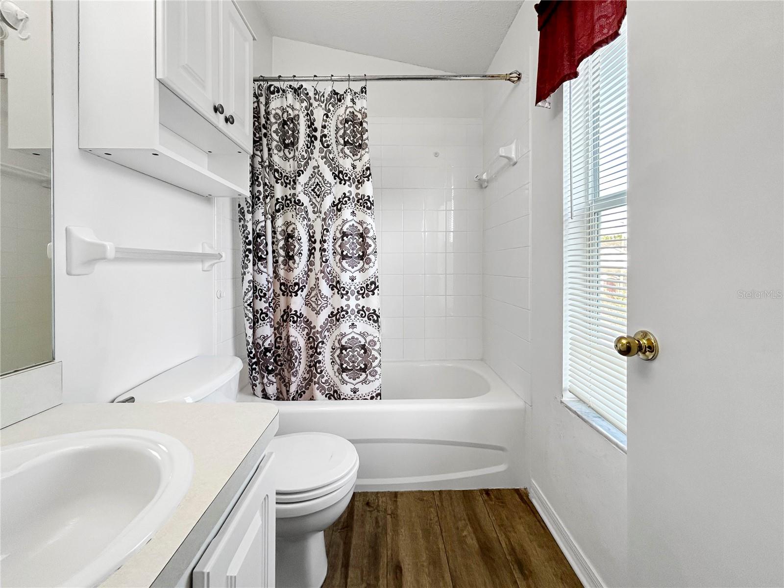 Image 18 of 38 For 30132 Wellesley Way