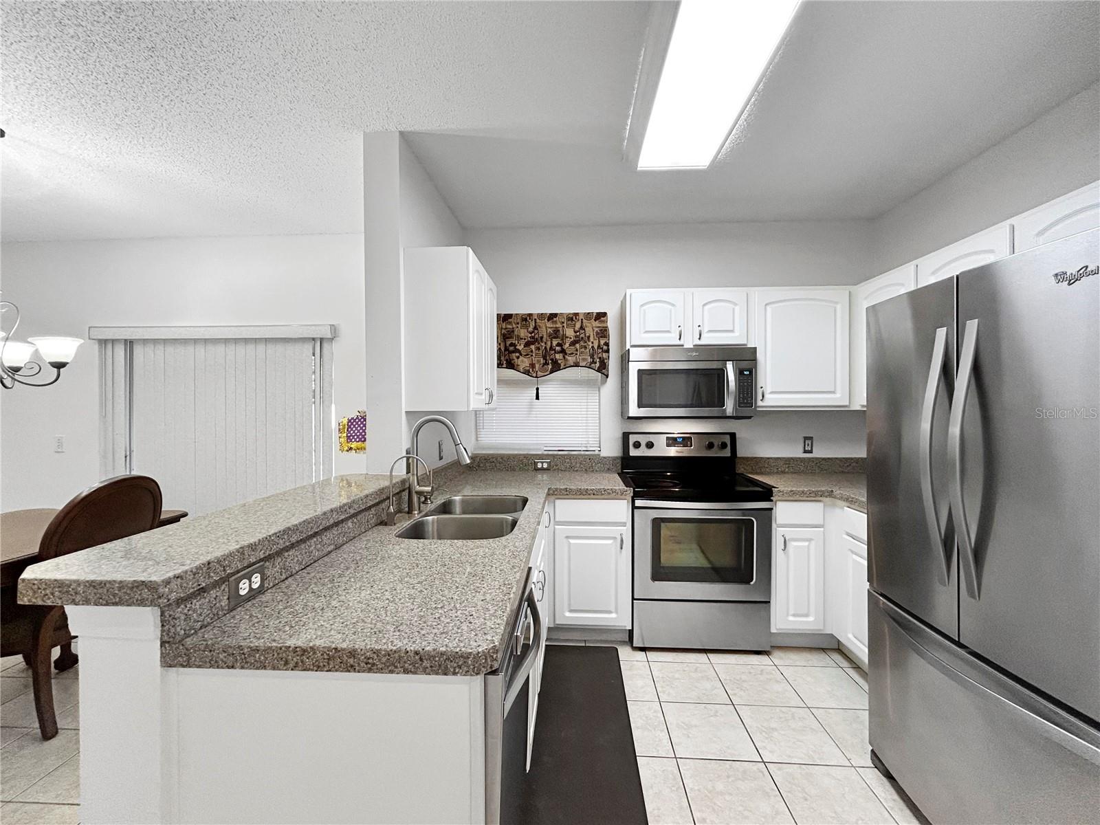 Image 5 of 38 For 30132 Wellesley Way