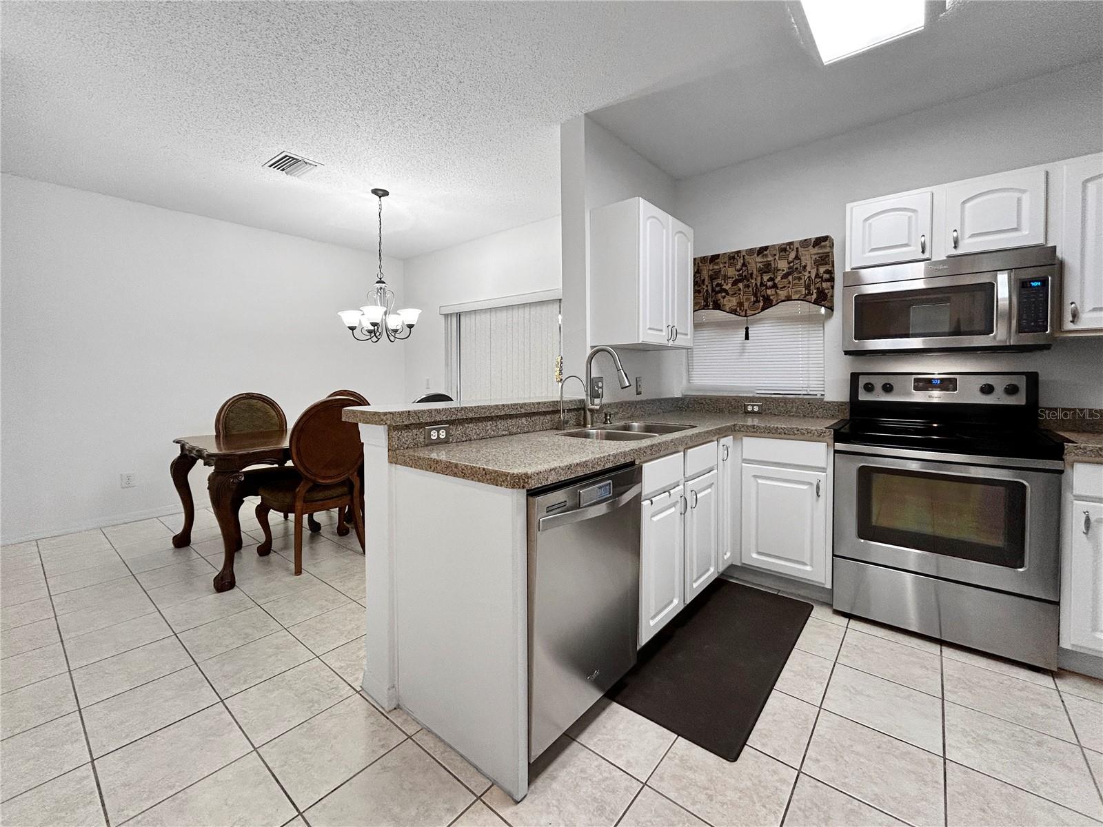 Image 6 of 38 For 30132 Wellesley Way