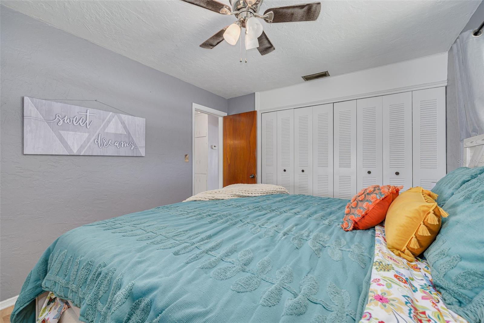 Image 19 of 29 For 1541 68th Avenue N