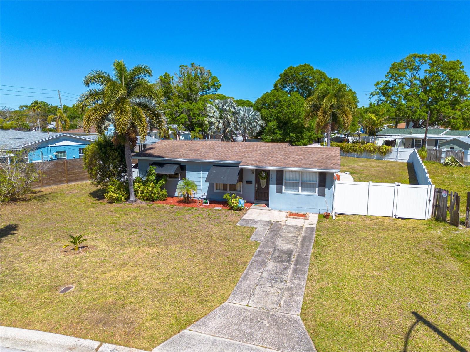Image 3 of 29 For 1541 68th Avenue N