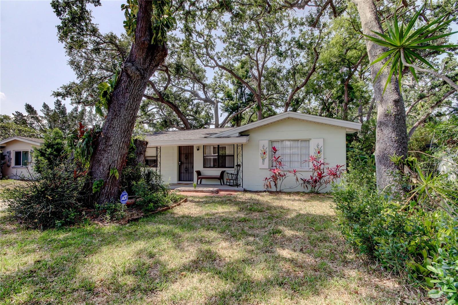 Details for 10514 52nd Avenue N, ST PETERSBURG, FL 33708
