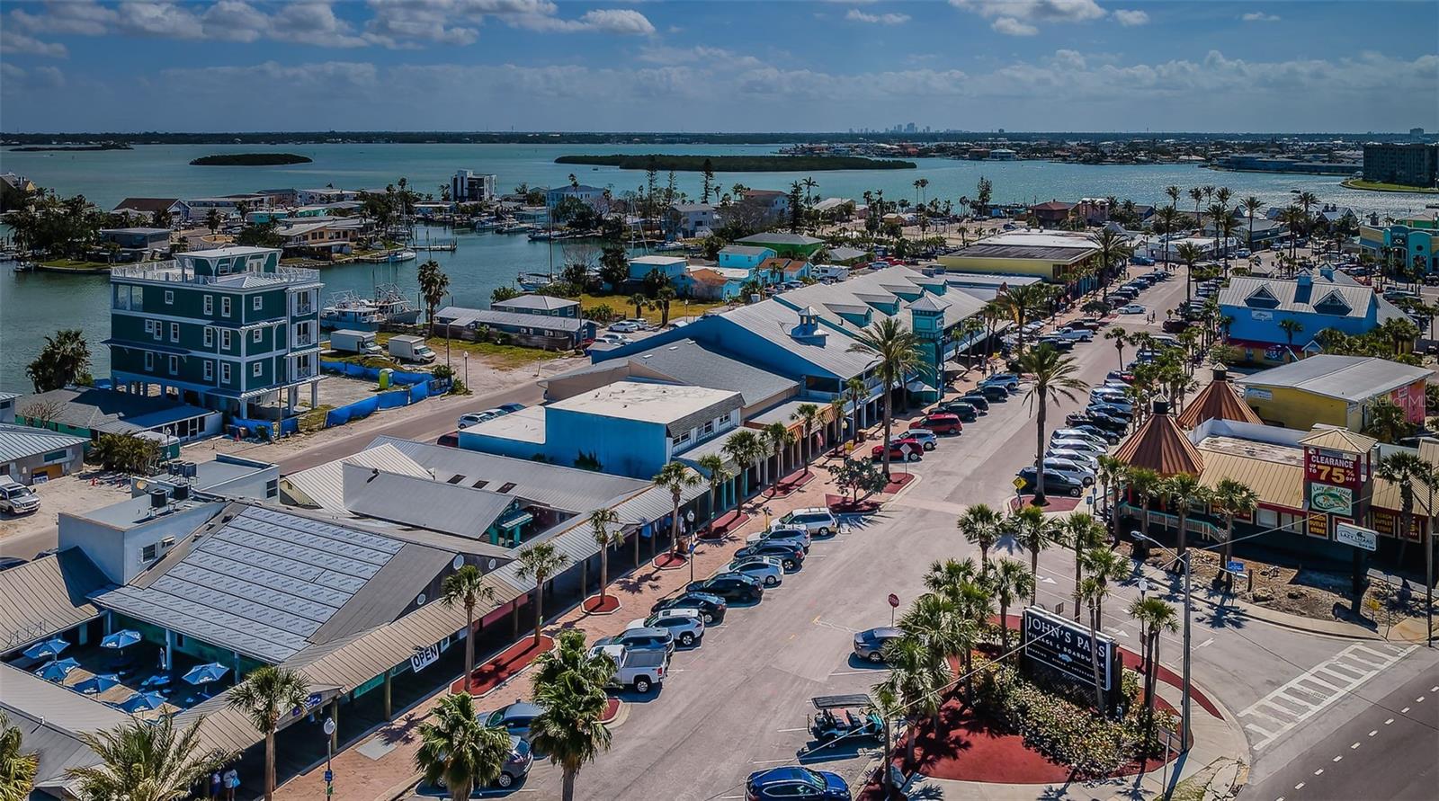 Image 42 of 47 For 13000 Gulf Boulevard 109