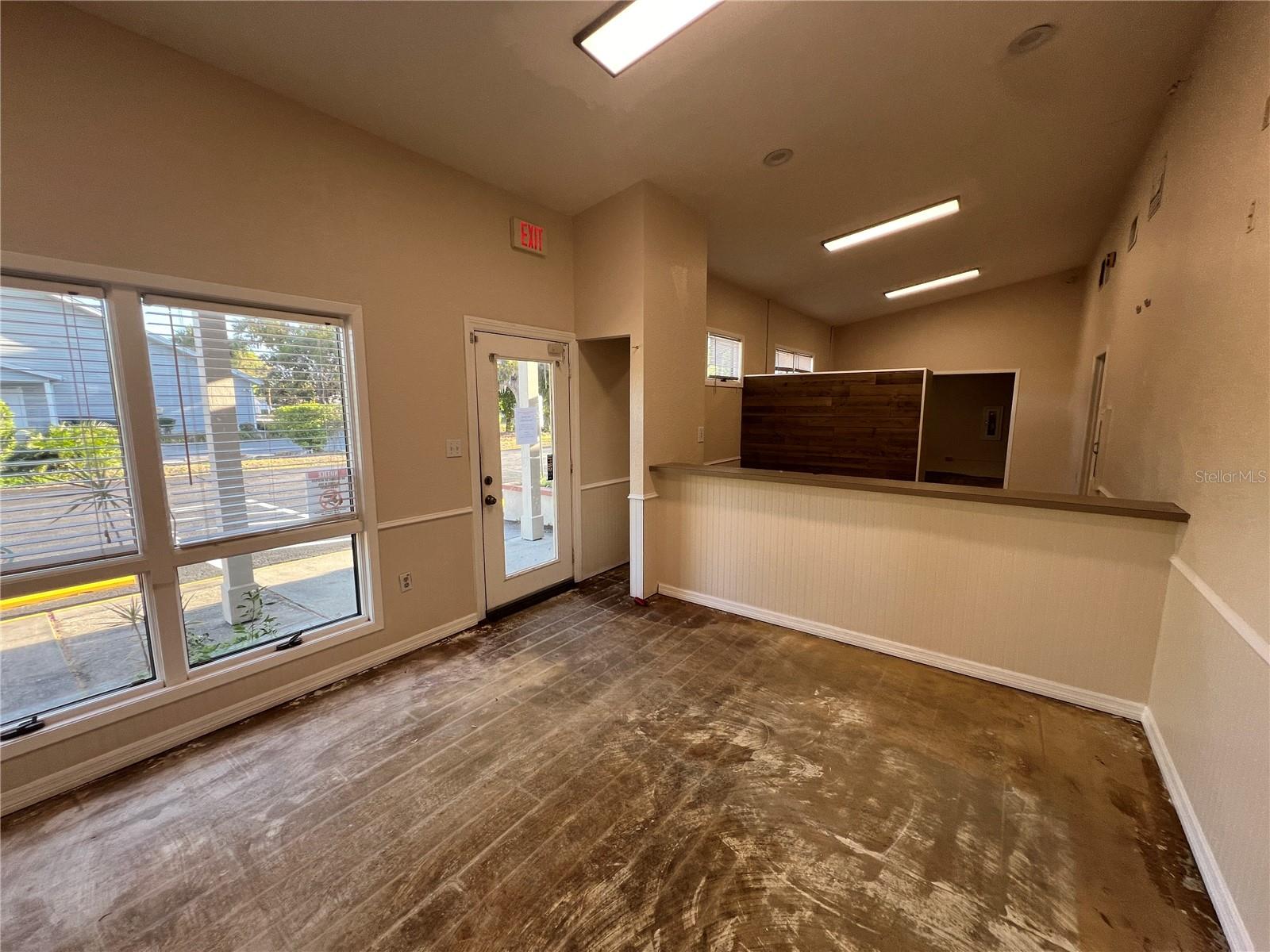 Image 8 of 16 For 5427 Water Street