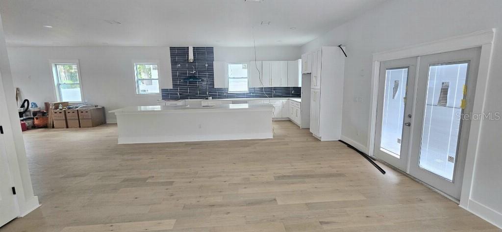 Image 4 of 21 For 745 31st Avenue N