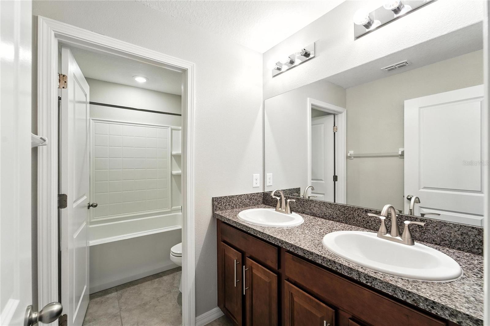 Image 63 of 76 For 14050 Arbor Pines Drive