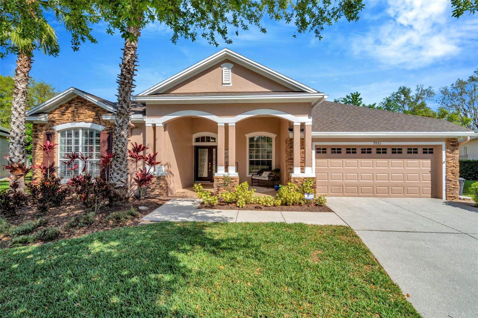Listing photo id 70 for 7051 Derwent Glen Circle