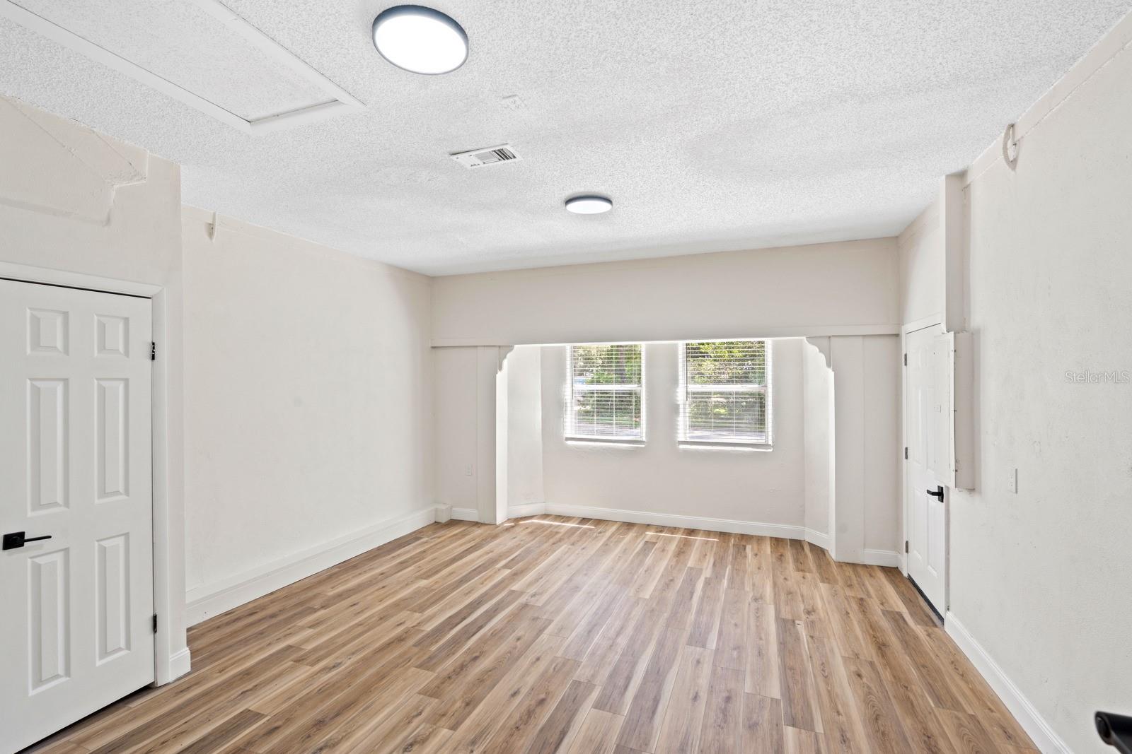 Image 36 of 56 For 10408 50th Street 1-2