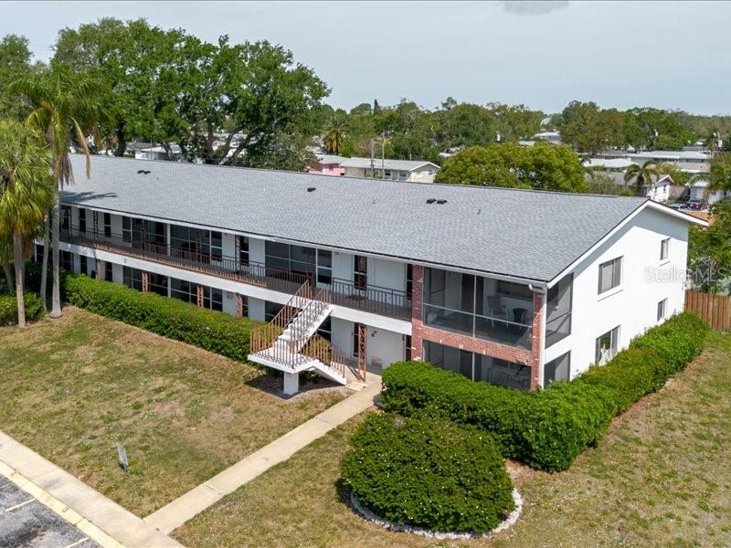Listing photo id 21 for 2348 Shelley Street 2
