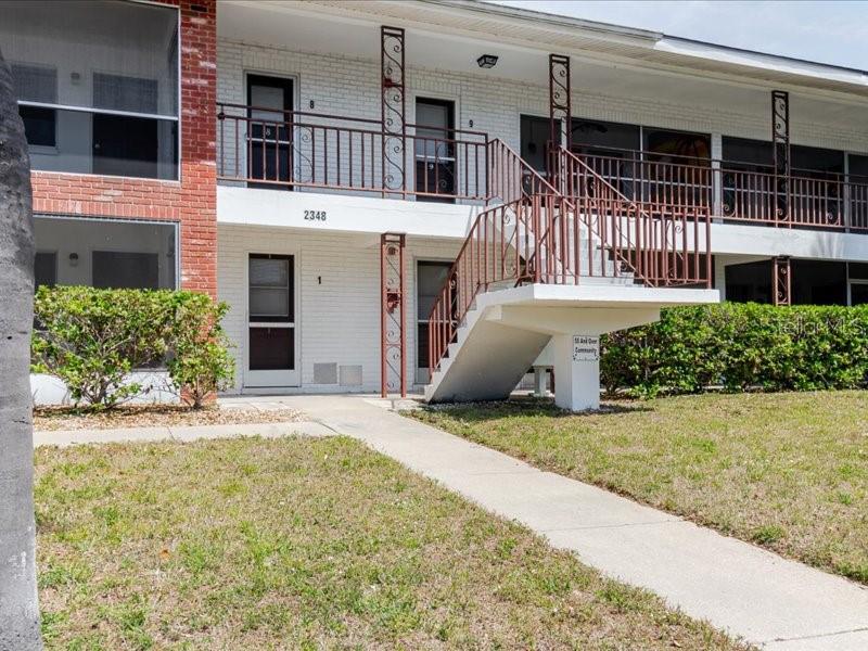 Listing photo id 1 for 2348 Shelley Street 2