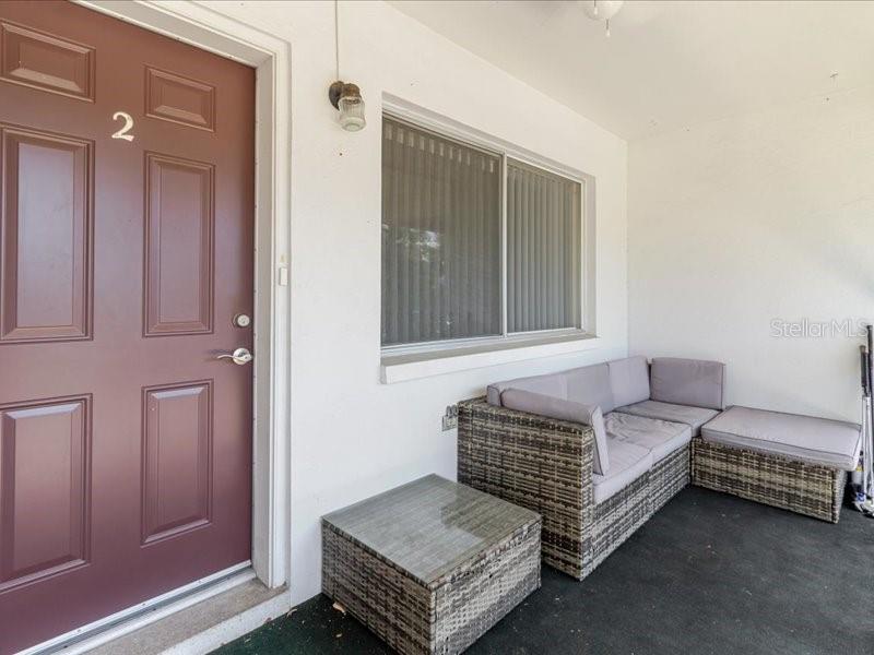 Listing photo id 3 for 2348 Shelley Street 2
