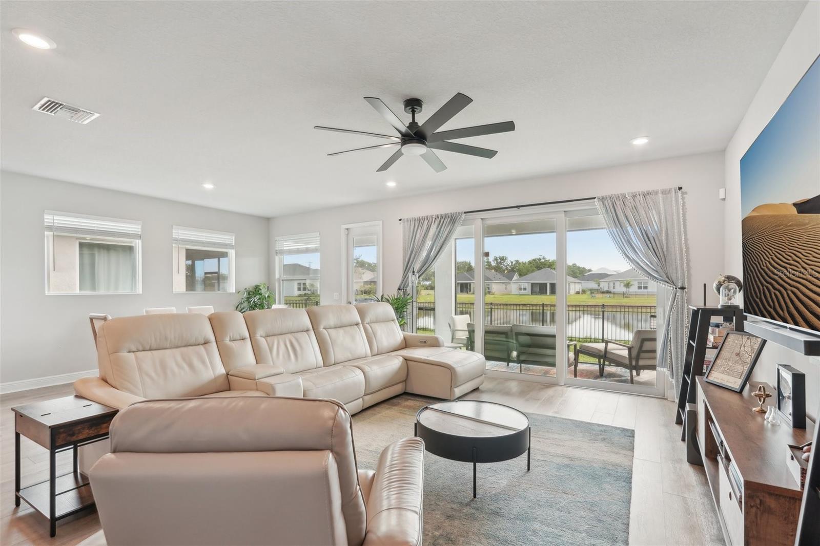Image 4 of 50 For 8706 Arrow Creek Drive