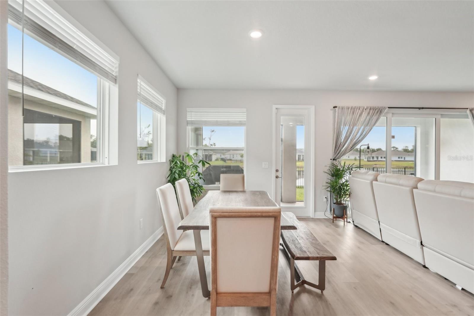 Image 6 of 50 For 8706 Arrow Creek Drive