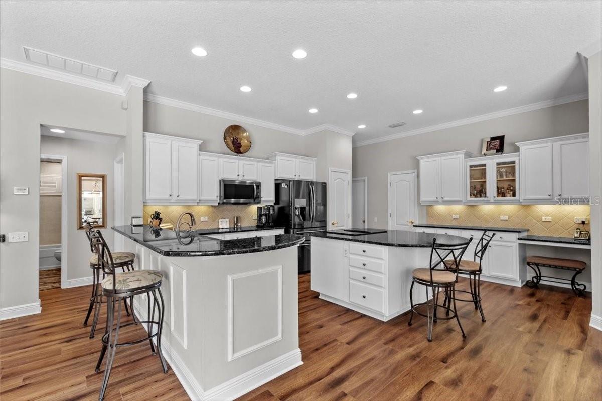 Image 26 of 100 For 26920 Winged Elm Drive