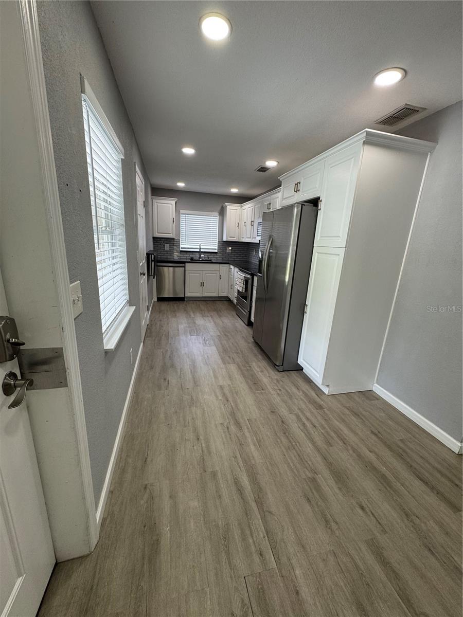 Image 33 of 34 For 7106 Sparkman Street