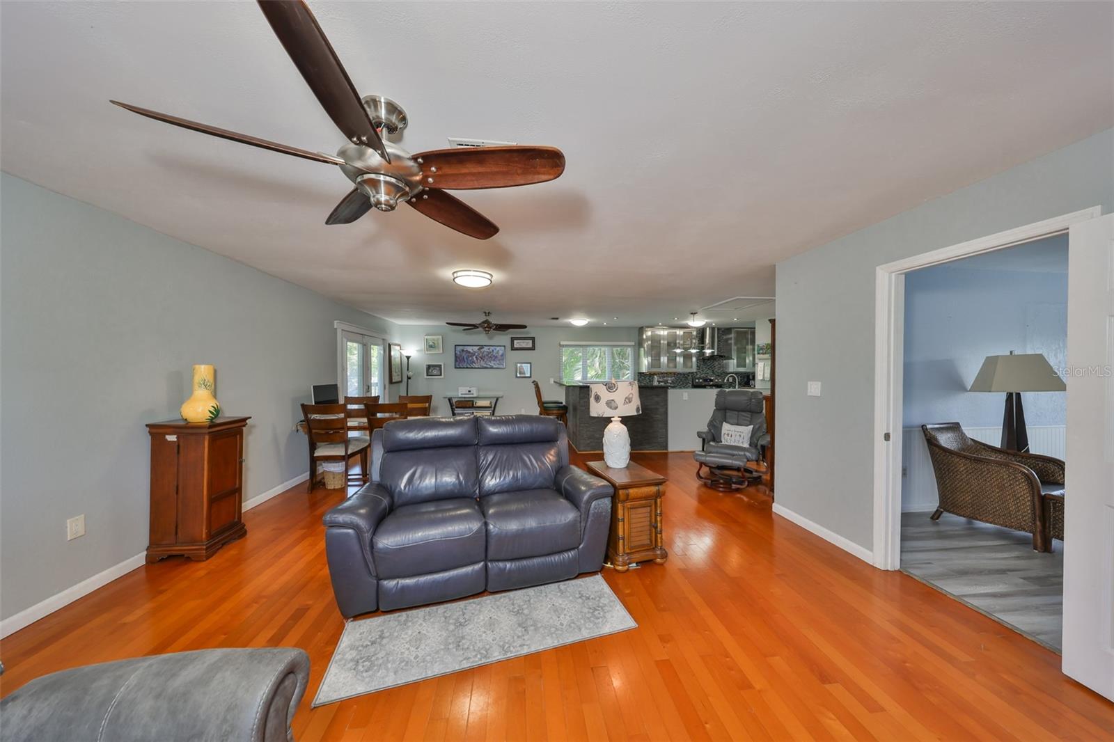 Image 17 of 45 For 8420 Orient Way Ne