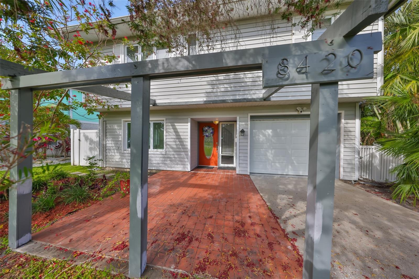 Image 4 of 45 For 8420 Orient Way Ne