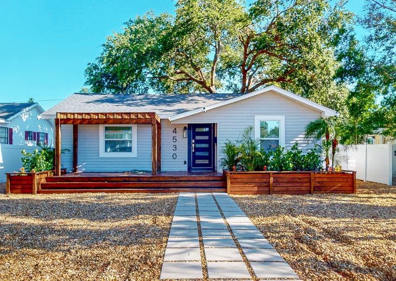 Image 2 of 58 For 4530 5th Avenue S