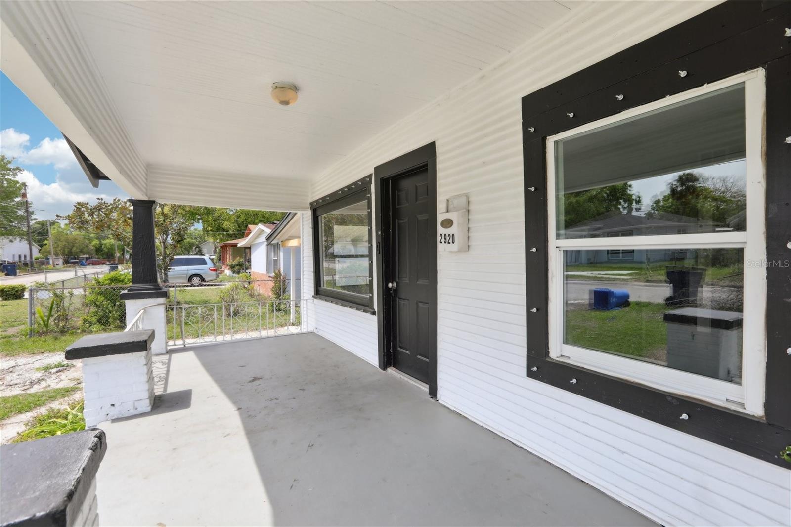 Image 2 of 30 For 2920 20th Avenue