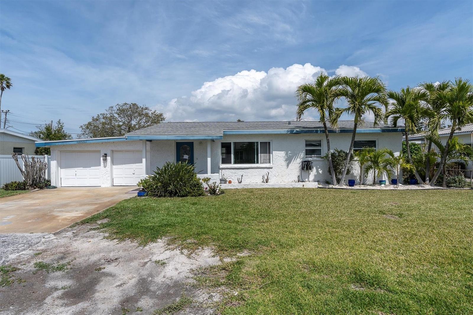 Listing photo id 17 for 16315 2nd Street E