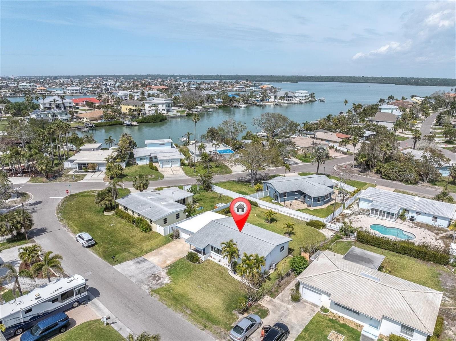 Listing photo id 0 for 16315 2nd Street E