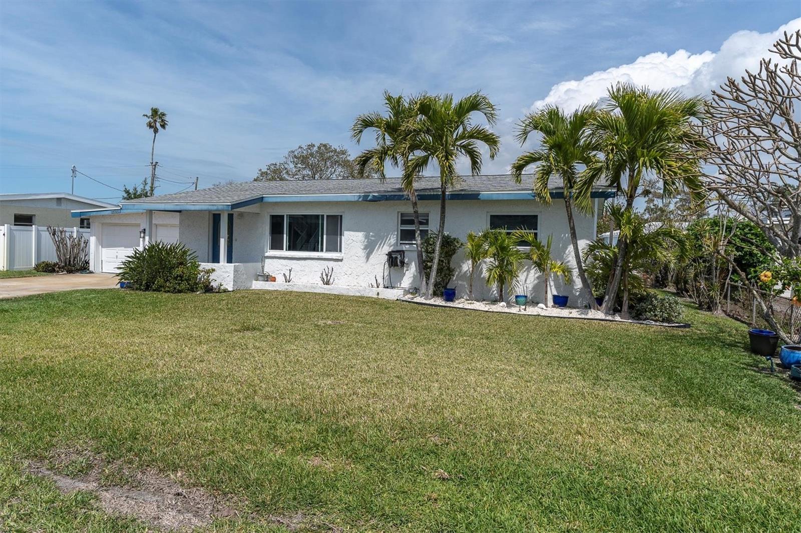 Listing photo id 18 for 16315 2nd Street E
