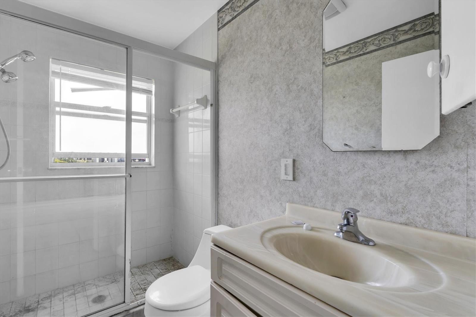 Listing photo id 19 for 16315 2nd Street E