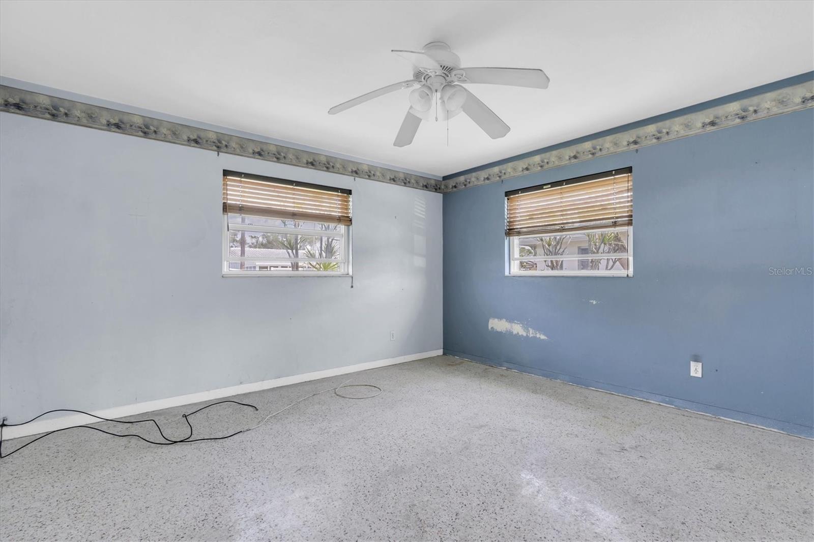 Listing photo id 22 for 16315 2nd Street E
