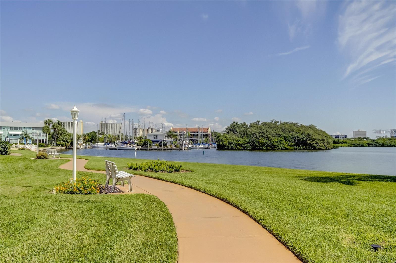 Image 43 of 59 For 1847 Shore Drive South  308