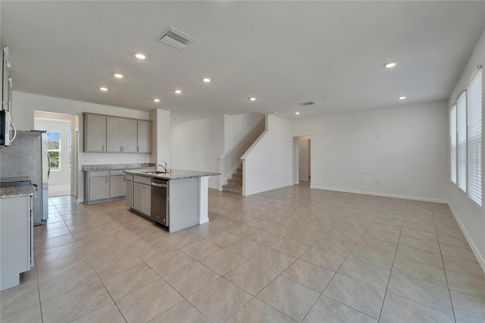 Image 26 of 100 For 16631 Mooner Plank Cir Circle