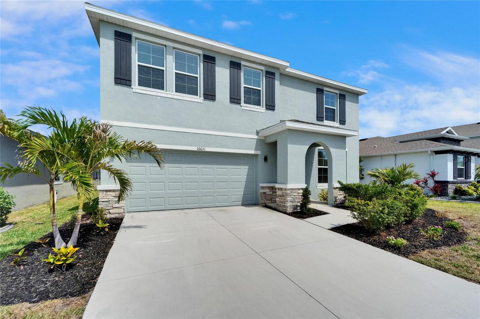 Image 3 of 100 For 16631 Mooner Plank Cir Circle