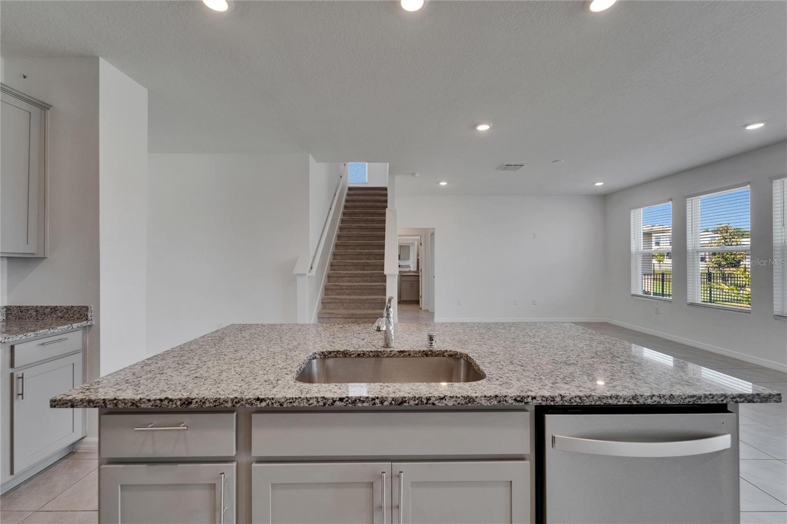 Image 31 of 100 For 16631 Mooner Plank Cir Circle