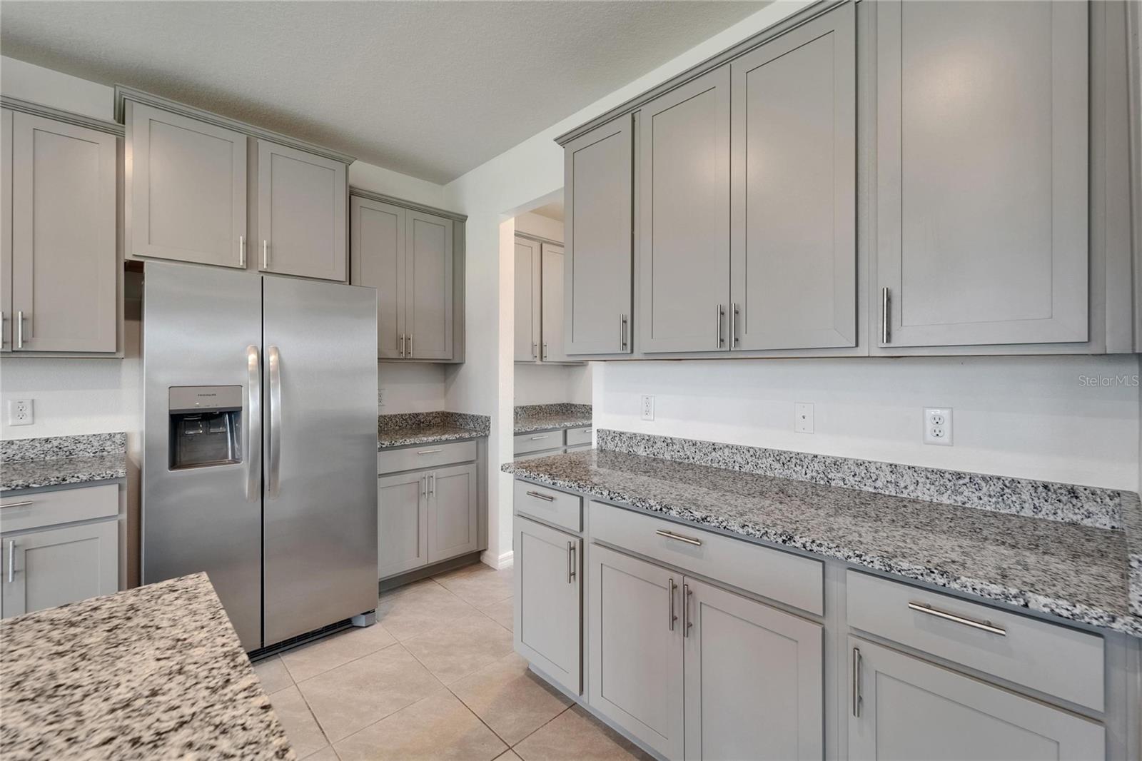 Image 33 of 100 For 16631 Mooner Plank Cir Circle