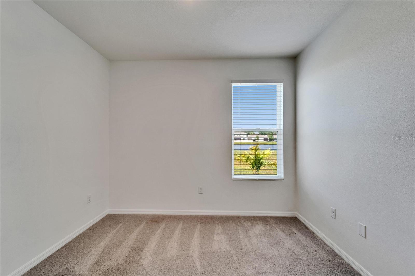 Image 37 of 100 For 16631 Mooner Plank Cir Circle