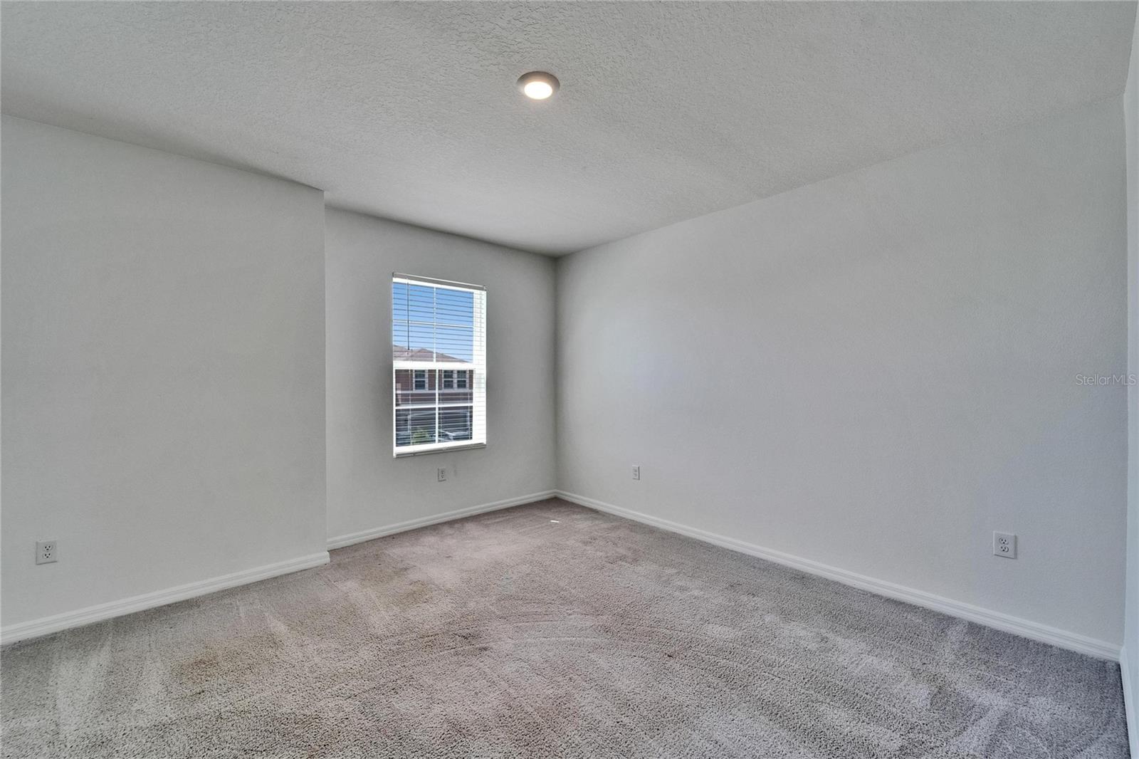 Image 61 of 100 For 16631 Mooner Plank Cir Circle