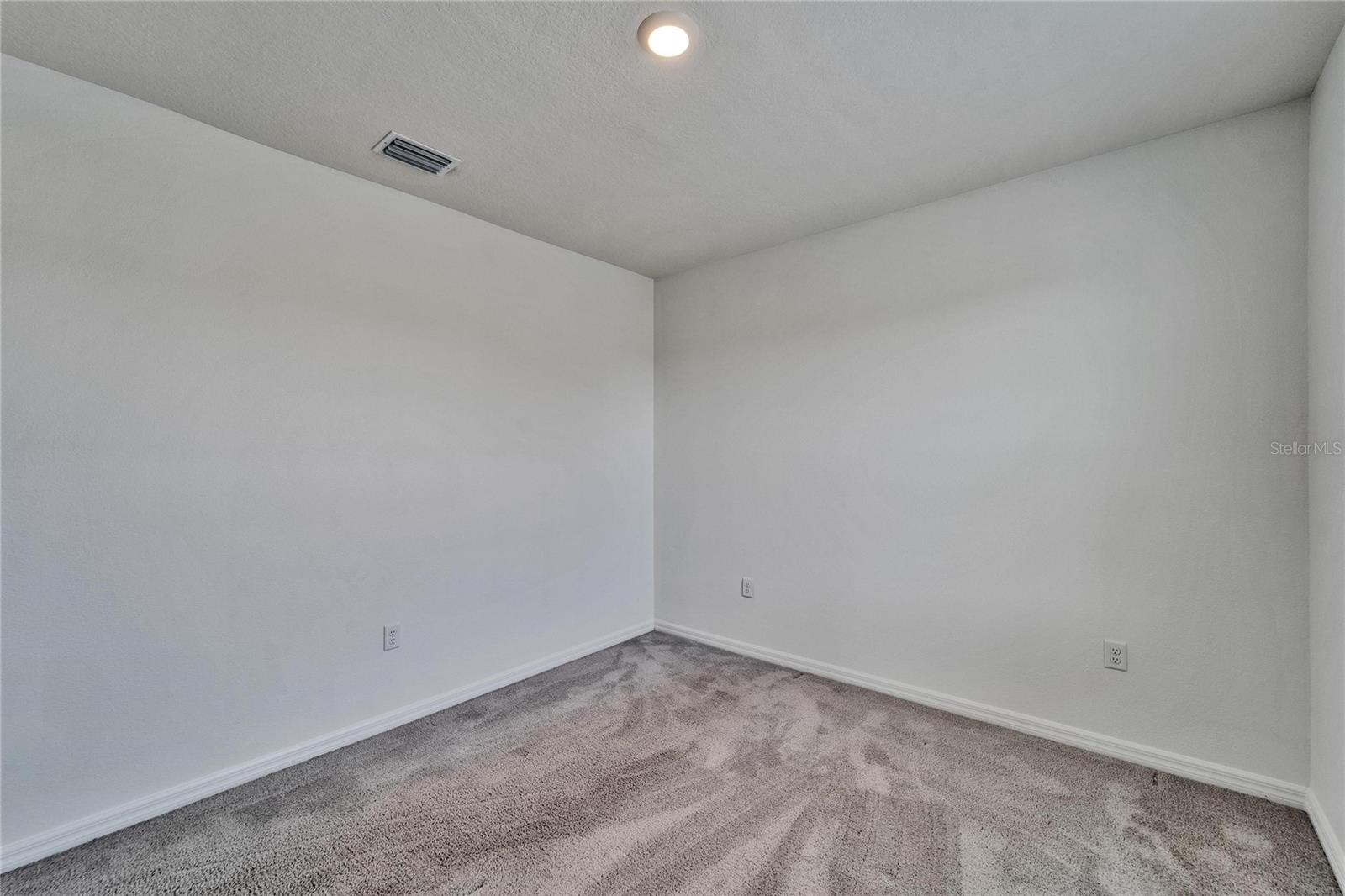 Image 71 of 100 For 16631 Mooner Plank Cir Circle