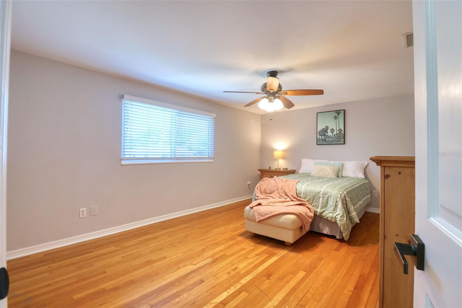 Image 30 of 59 For 8326 Archwood Circle