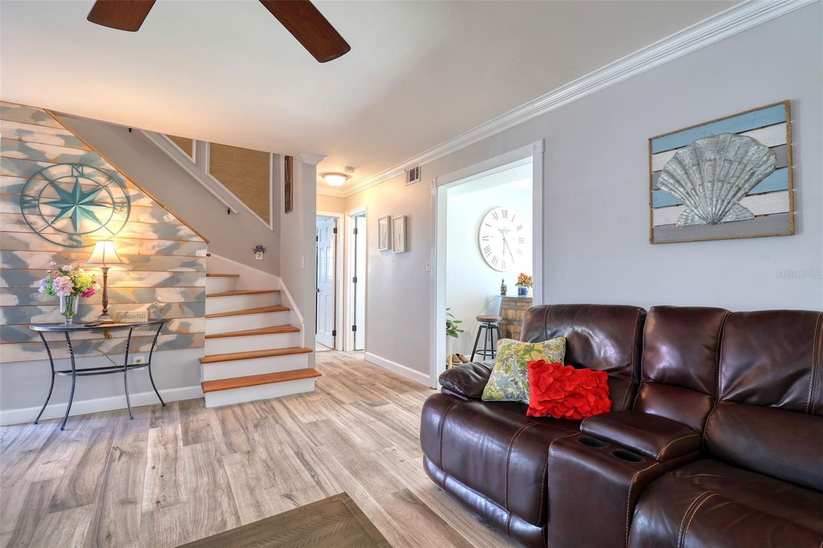 Image 9 of 59 For 8326 Archwood Circle
