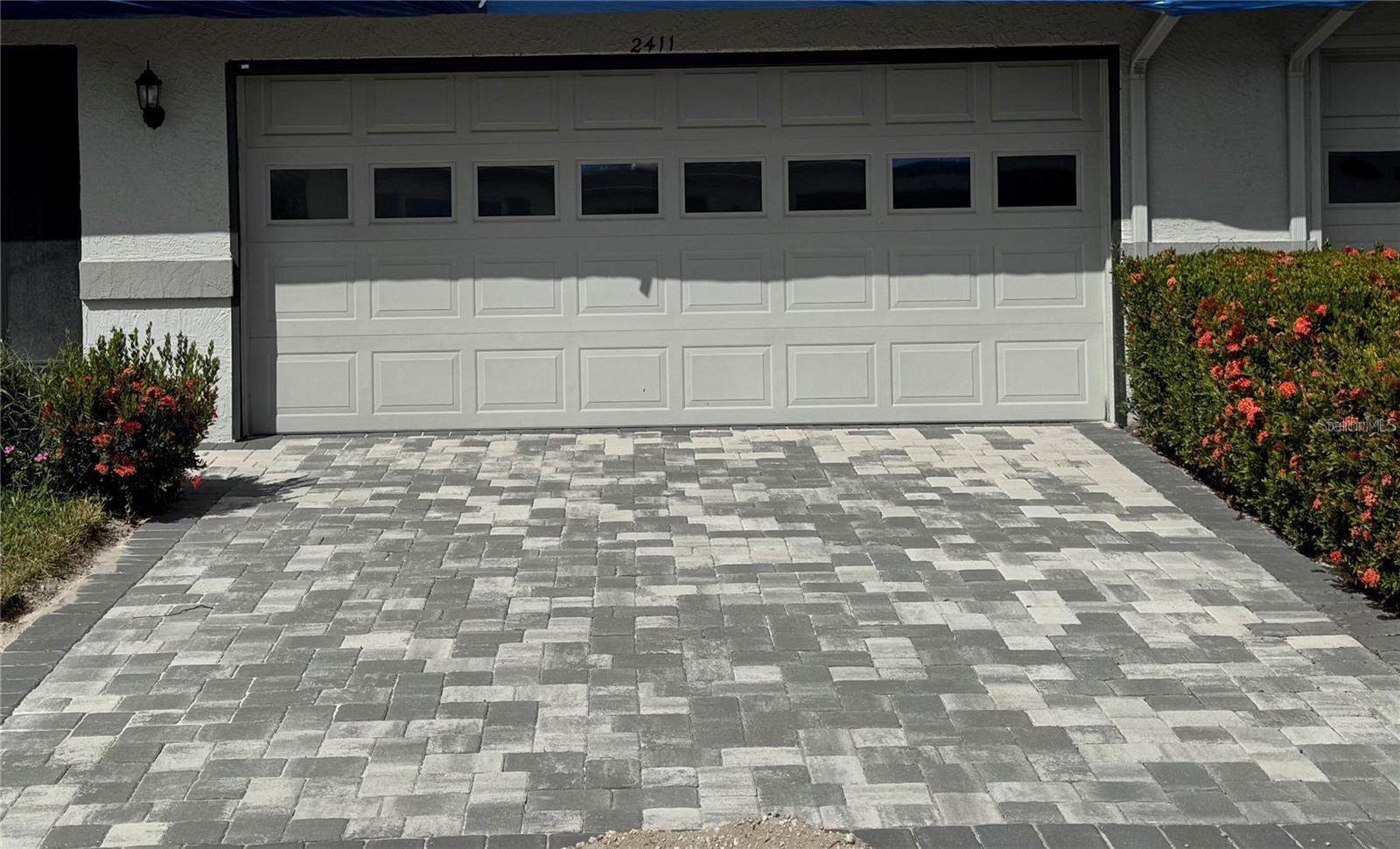 Image 3 of 17 For 2411 Lancaster Drive