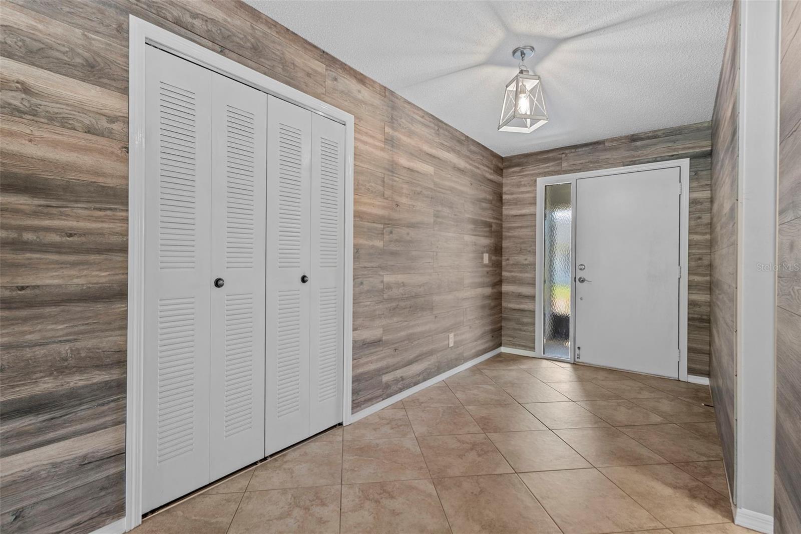 Image 4 of 17 For 2411 Lancaster Drive